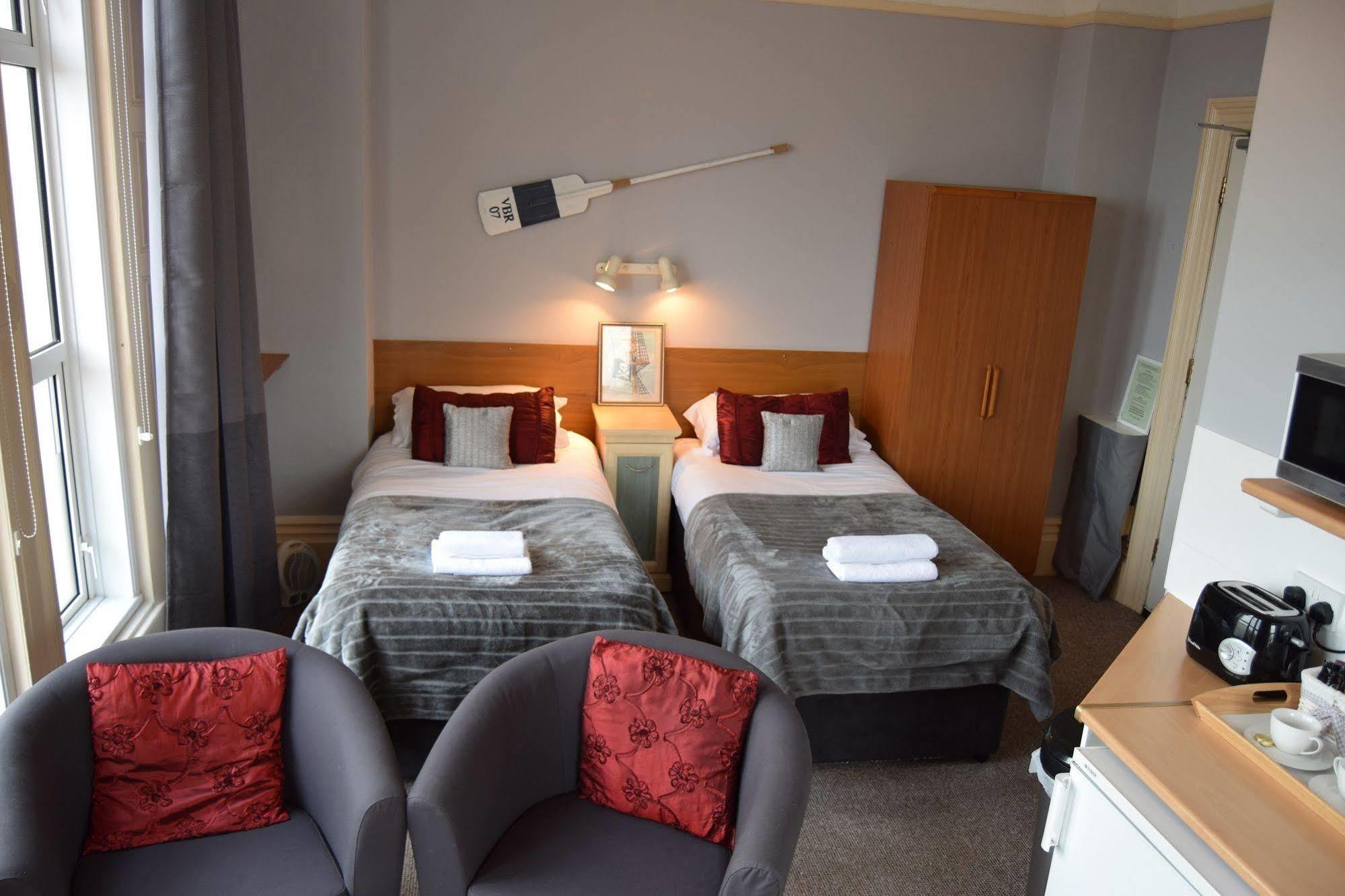 The Blenheim Bed and Breakfast Dawlish Buitenkant foto