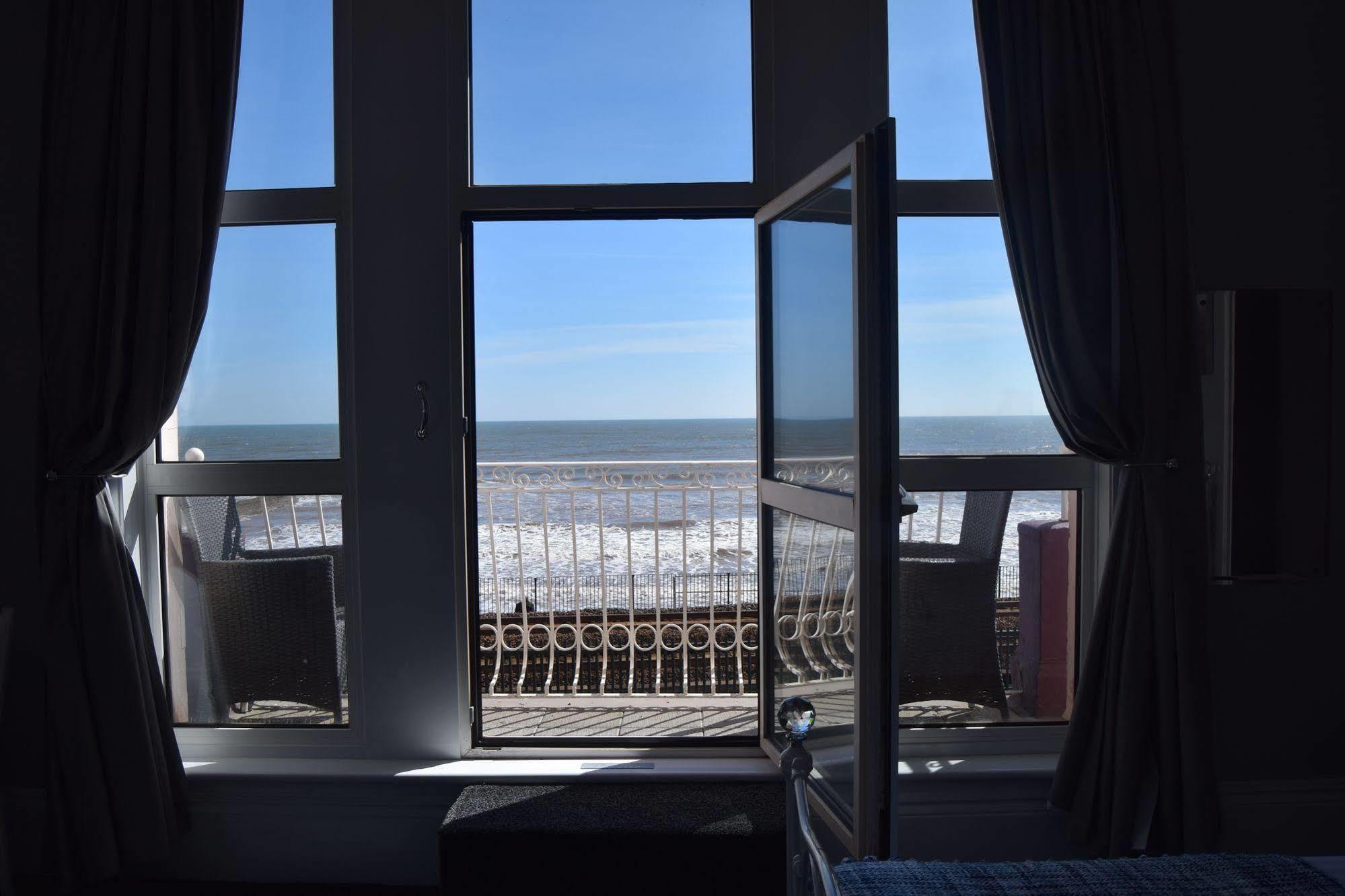 The Blenheim Bed and Breakfast Dawlish Buitenkant foto