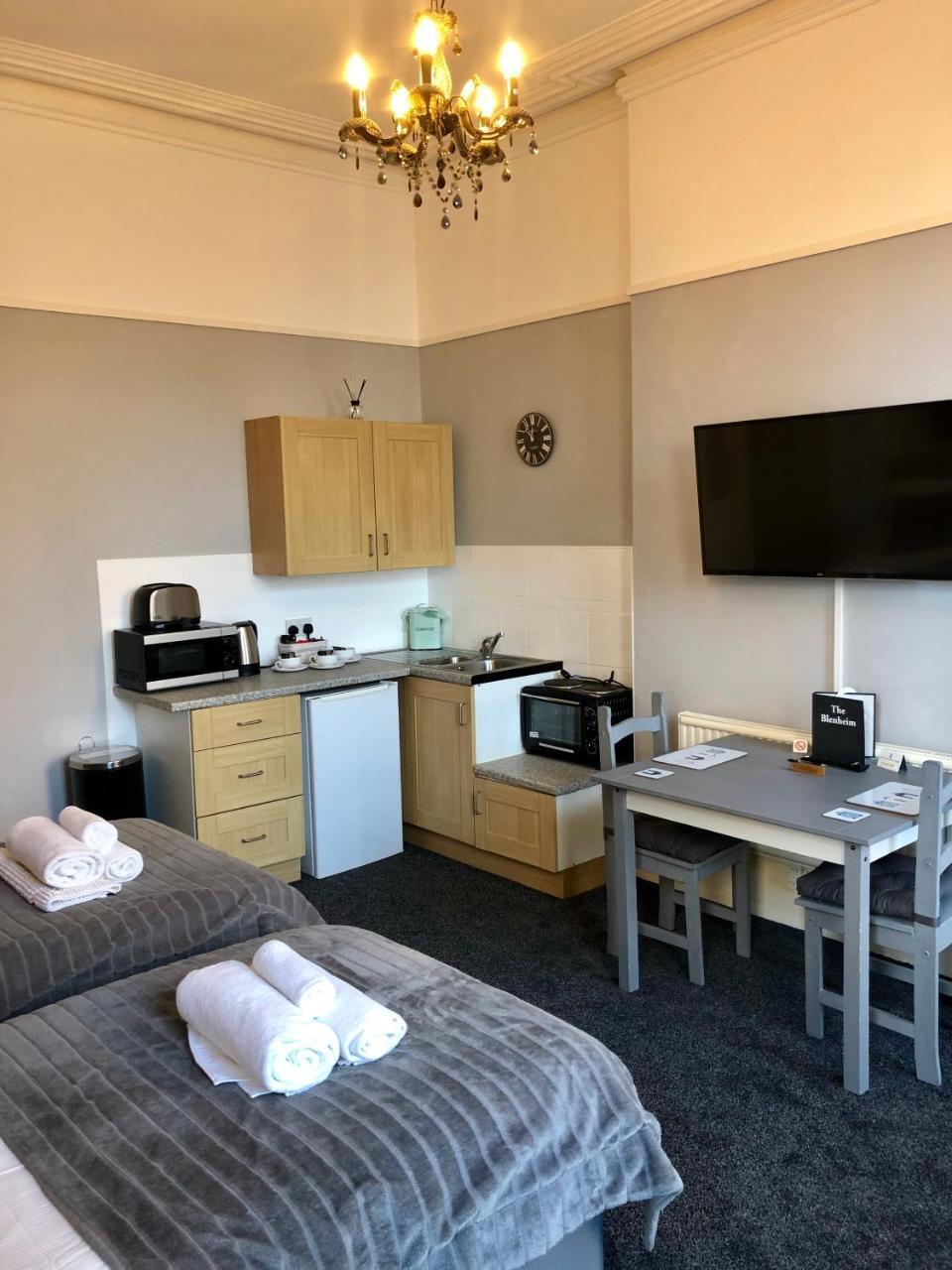 The Blenheim Bed and Breakfast Dawlish Buitenkant foto